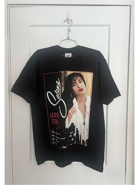 Selena Tribute Tee Vintage Y2K Large